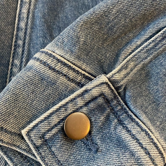 NWT- Long Sleeve Denim Button up Jacket - Picture 7 of 9